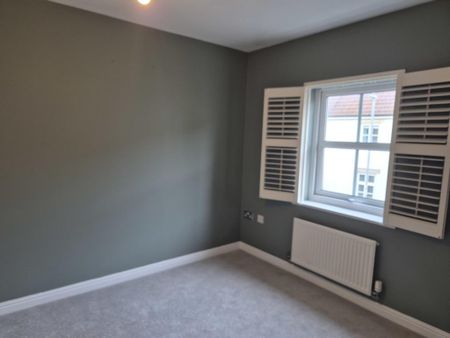 3 bedroom terraced house to rent - Photo 2