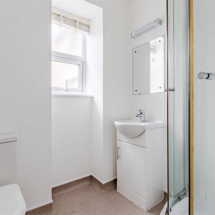 Cambridge Road, Eastbourne - Photo 1