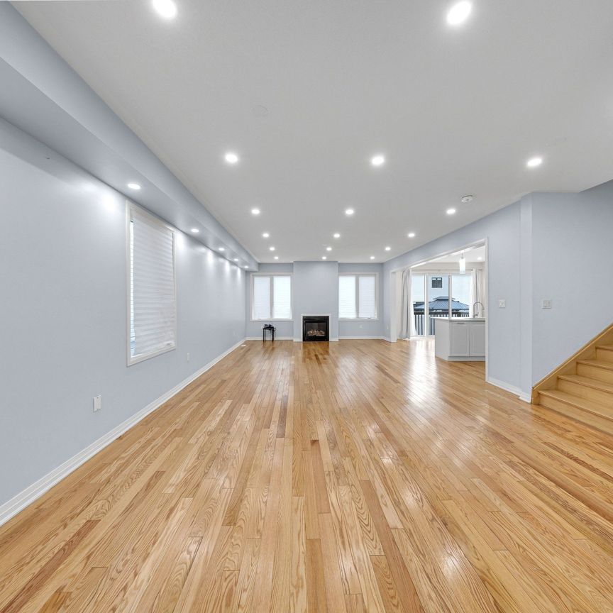 For Lease - 35 Clipper Lane, Clarington, Ontario - Photo 1