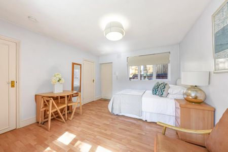 Studio to rent - Photo 4