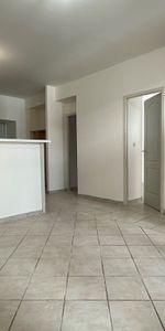 Location Appartement 3 pièces 60m² VILLEFRANCHE SUR SAONE 69400 - Photo 3