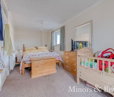 2 bedroom detached bungalow to rent - Photo 5