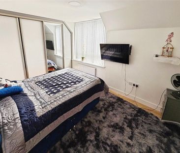 4 bedroom detached house to rent - Photo 6