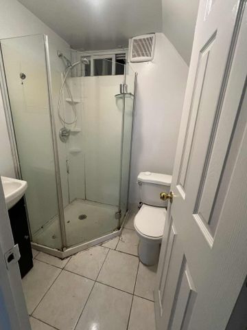 For Lease - 137 Janray Drive Unit# Bsmt, Toronto, Ontario - Photo 4