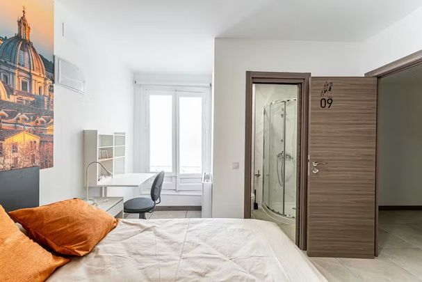 Calle del Arenal, Madrid, Community of Madrid 28013 - Photo 1