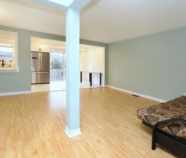 For Lease - 384 Riverstone Drive, Oakville, Ontario - Photo 4