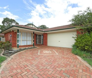 Spacious Family Living in a Quiet Court! Prime Knoxfield Location. - Photo 1