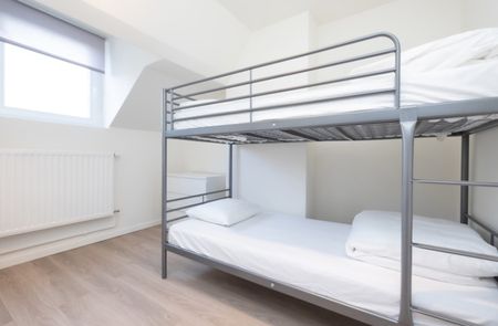 Tout savoir sur cette maison à St-Gilles, à St-Gilles - Foto 2