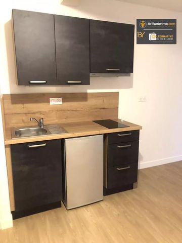 Location Appartement 2 pièces 45m² LAVAL 53000 - Photo 2