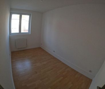 Location Appartement 4 pièces 89m² ST ANDRE LEZ LILLE 59350 - Photo 3