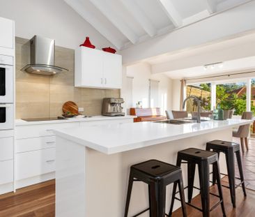 2 Poinciana Close, Mount Colah NSW 2079 - House For Rent | Domain - Photo 5