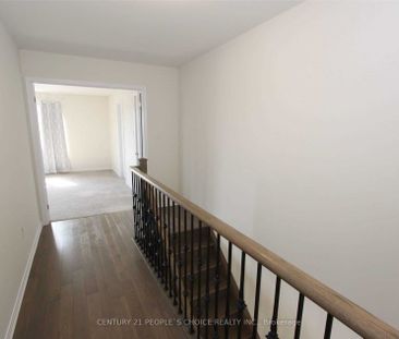 Detached Home For Lease | X7397896 - Photo 1