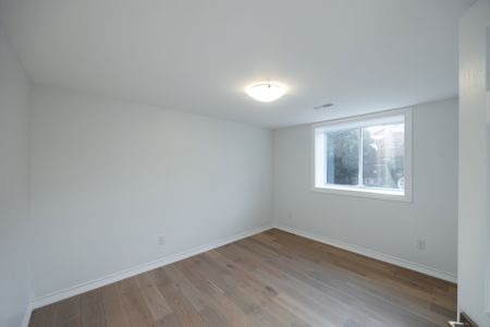 For Lease - 685 Emerson Avenue Unit# Lower, Oshawa, Ontario - Photo 2