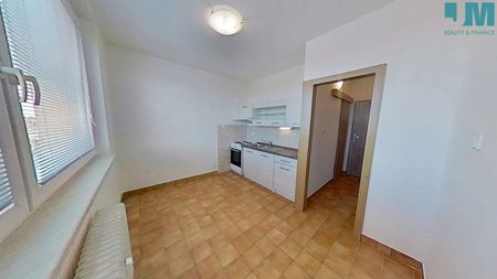Pronájem bytu 1+1 33 m² - Photo 4