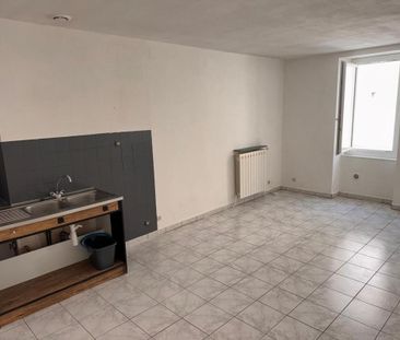 Location Appartement 2 pièces 78m² ROBIAC ROCHESSADOULE 30160 - Photo 2