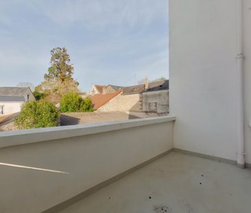 Location Appartement 2 pièces 49m² CHATELLERAULT 86100 - Photo 3