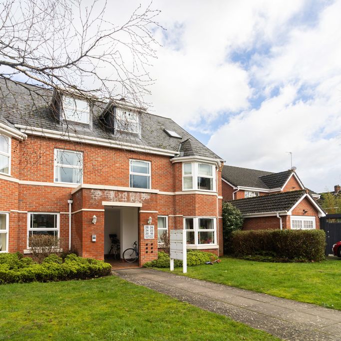 Tudor Coppice, Solihull, B91 - Photo 1