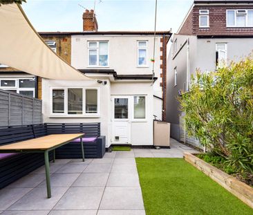 Gresham Road, E16 - Photo 4