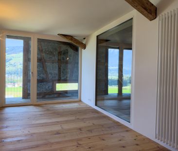 Hochwertige 5-Zimmer-Maisonettewohnung im Domleschg - Photo 1