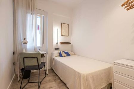 Carrer de la Pobla del Duc, Valencia, Valencian Community 46009 - Foto 2