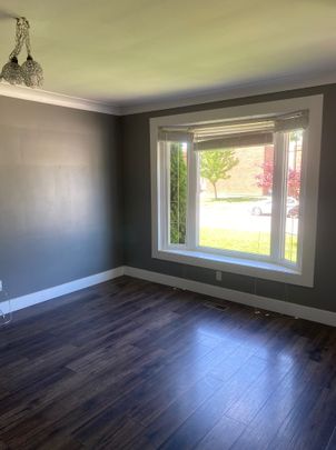 For Lease - 2972 Grandview Street Unit# Main Fl, Windsor, Ontario - Photo 1