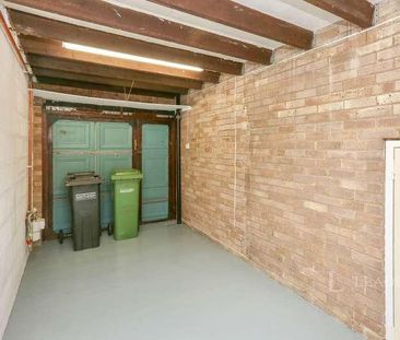 Allen Road, Hedge End, Southampton, Hampshire, SO30 - Photo 5