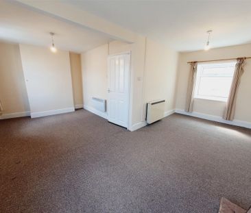 2 Bedroom Flat to Rent in Montagu Street, Kettering, Northants, NN16 - Photo 1