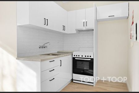 City Living with Parkland Views - Photo 3