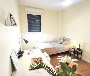 Calle José Martínez Boxeador, Alfara del Patriarca, Valencian Commu... - Photo 4