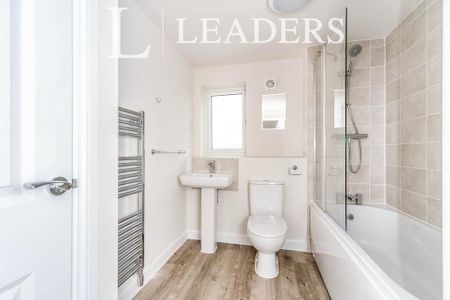 1 bedroom flat to rent - Photo 5