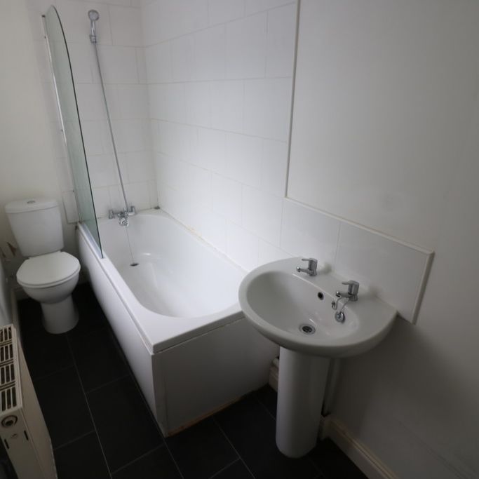 2 Irene Grove - Photo 2