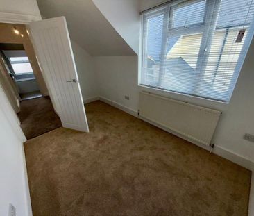 3 bedroom link detached house to rent - Photo 6