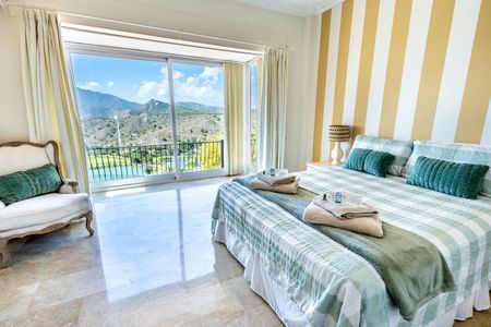 Detached Villa in Alhaurin Golf - Photo 4