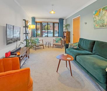 3 bedroom semi-detached house to rent - Photo 3