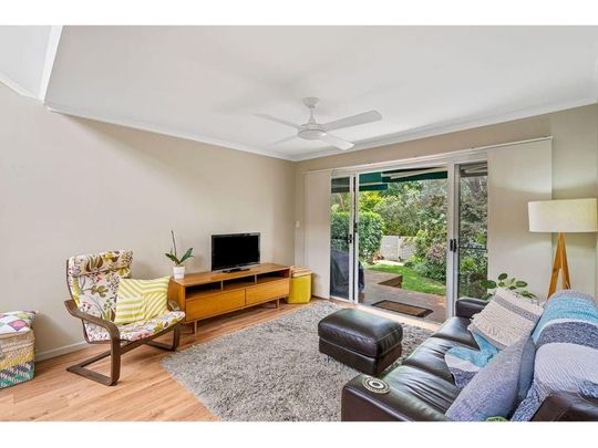 22/95 Strickland Terrace, Graceville QLD 4075 - Townhouse For Rent | Domain - Photo 1