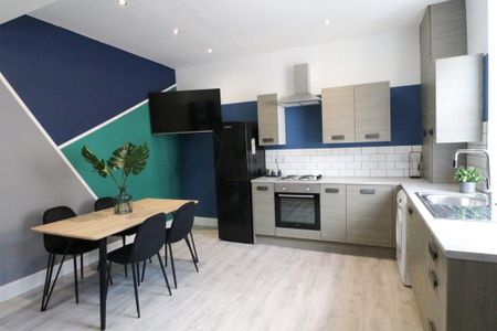 3 bedroom terraced house to rent - Photo 5