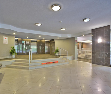 For Lease - 8 Lisa Street Unit# 804, Brampton, Ontario - Photo 6