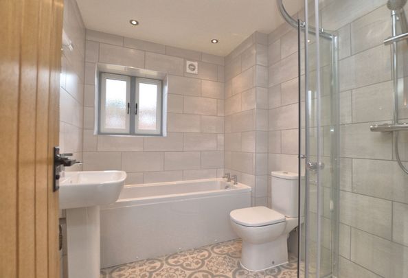 Melton Constable - Photo 1