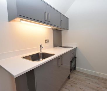 Studio to rent - Photo 3