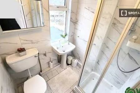 1-bedroom apartment for rent in Drumcondra, Dublin - Photo 5