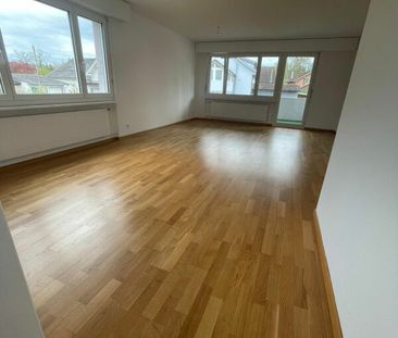 moderne 3.5 Zimmer-Wohnung zu vermieten - Photo 4