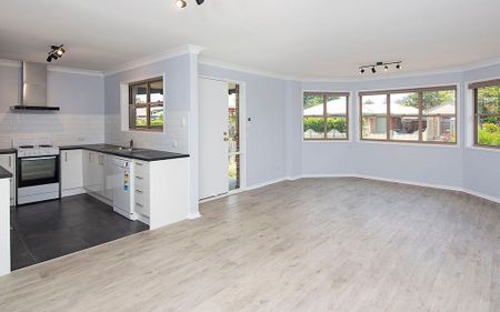 RENOVATED BRICK HOME IN ‘THE AVENUES’ - Photo 3