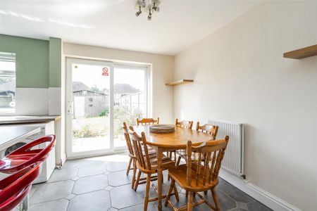 3 bedroom terraced house to rent - Photo 2