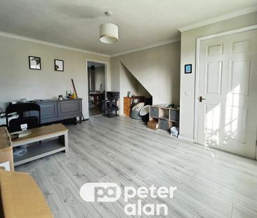 2 bedroom semi-detached house to rent - Photo 1