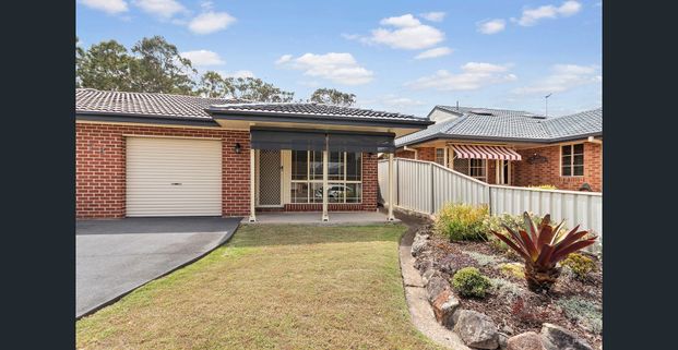 AIR-CONDITIONED LAKESIDE LIVING IN WARNERS BAY - Photo 1