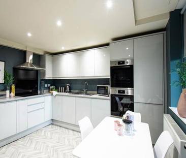 Westover Road (room 4), Bramley , Leeds - Photo 6