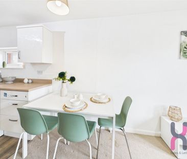 2 bedroom flat to rent - Photo 5