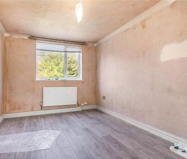 3 bedroom end of terrace house to rent - Photo 5
