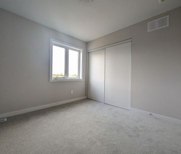 For Lease - 788 Eminence Street, Barrhaven, Ontario - Photo 6