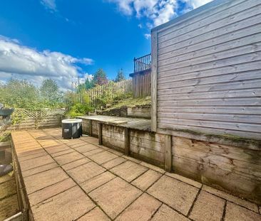 3 bedroom semi-detached bungalow to rent - Photo 2
